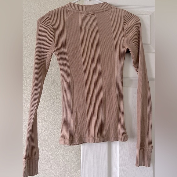 Aerie long sleeve top - Picture 2 of 4